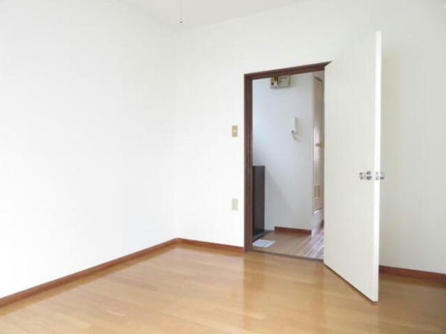 玄関　※別部屋写真