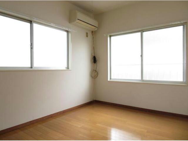 居室・リビング　※別部屋写真