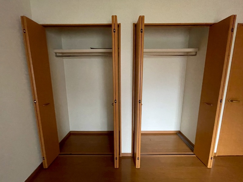 収納　収納もバッチリあるのでお部屋が片付きますよ！