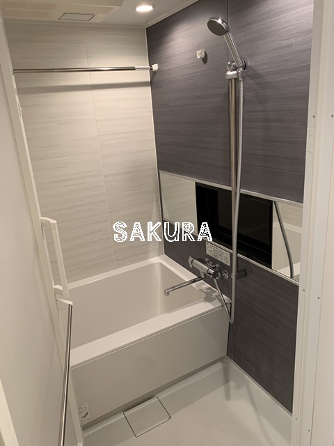 バス・シャワールーム　ご家族や長時間入浴に便利な追い炊き機能付きです♪