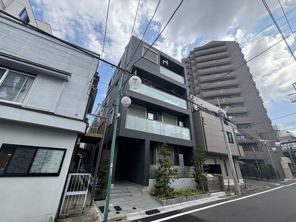建物外観　新築工事中