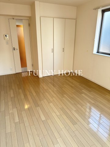 その他部屋・スペース　二面採光のお部屋です♪