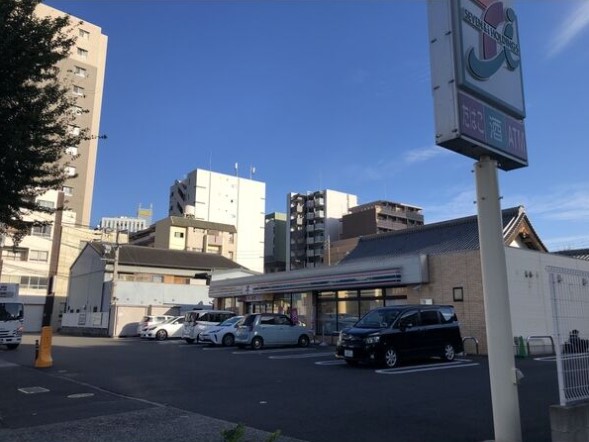 コンビニ　セブンイレブン 名古屋泉3丁目店（コンビニ）まで257m