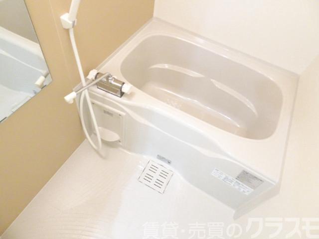 バス・シャワールーム　浴室乾燥機付きバス♪
