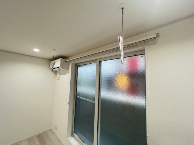 その他部屋・スペース　室内に物干しスペースあります。