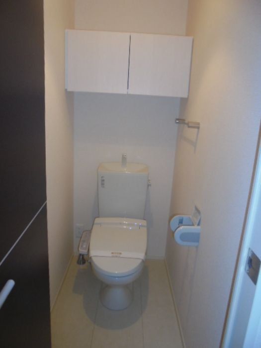 トイレ　★安心のモニタ付きのドアホンです★
