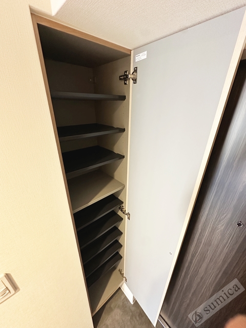 玄関　たくさんの靴を収納できるシューズボックス♪♪