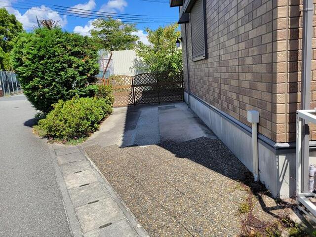 駐車場　駐車場