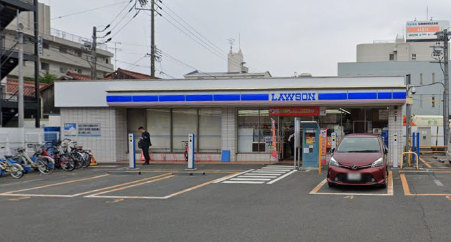 コンビニ　ローソン 本陣駅前店（コンビニ）まで150m