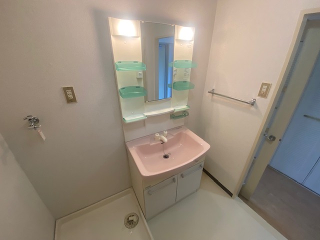 洗面設備　※同施工会社のイメージ写真※