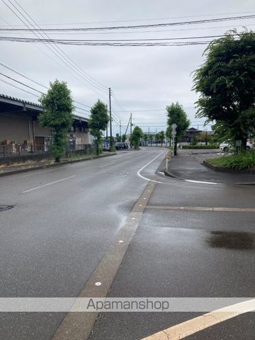 その他　前面道路（その他）まで0m