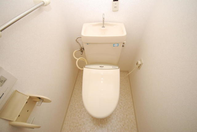 トイレ　トイレ