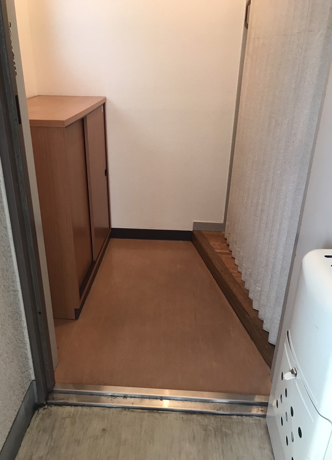 民泊不可パールフラッツの玄関写真