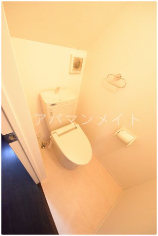 トイレ　トイレもきれいです