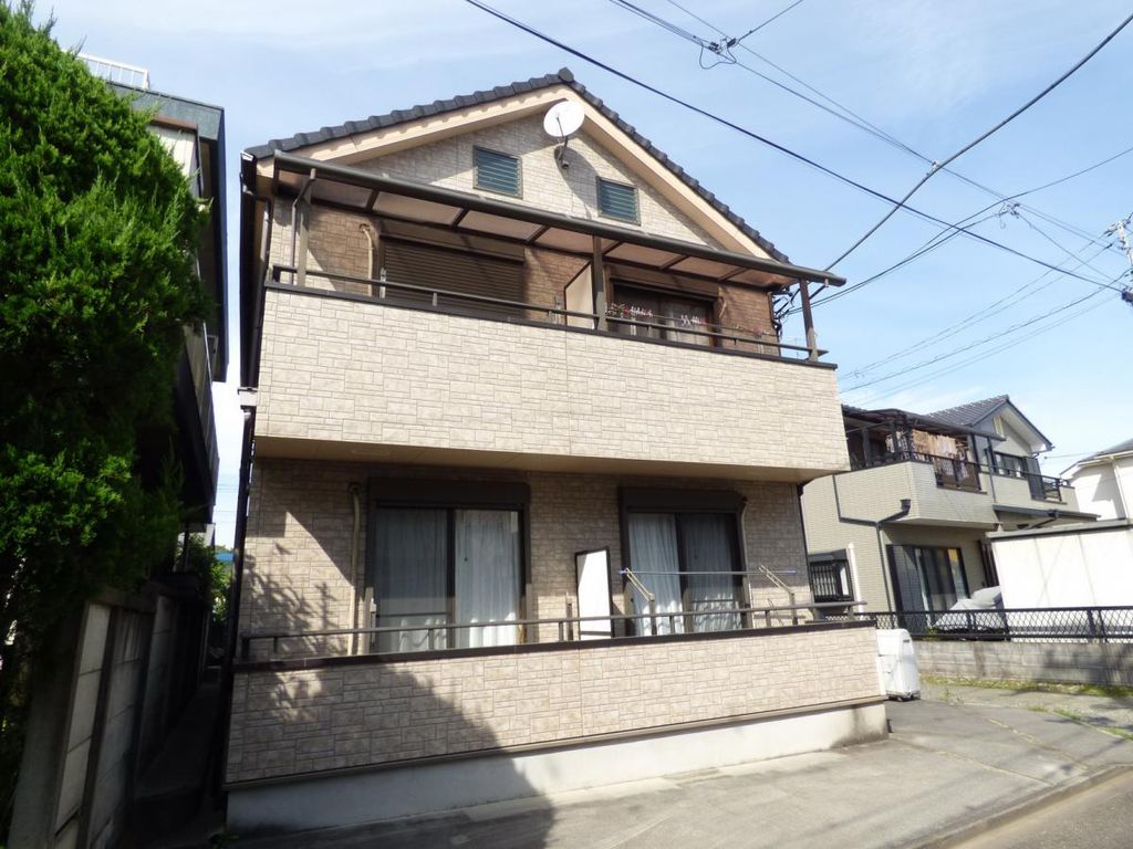建物外観　全室角部屋