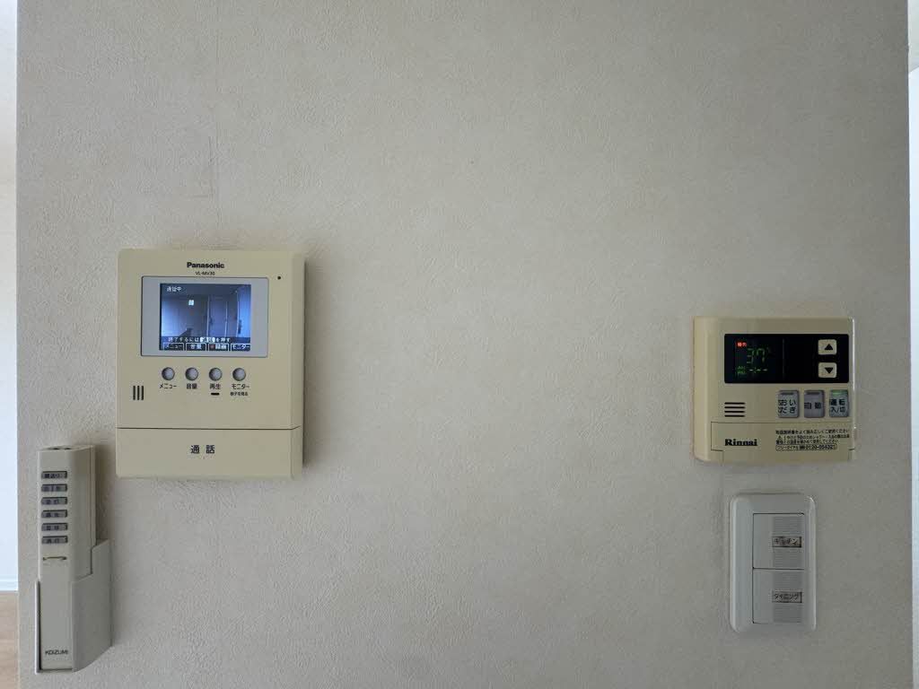 セキュリティ　モニタ付きドアホン