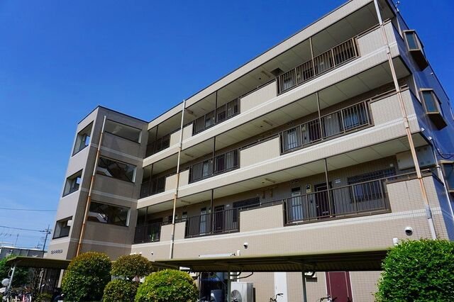 建物外観　落ち着いた雰囲気の外観です