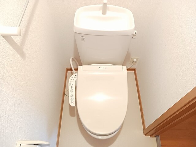 トイレ　シャワー付トイレ