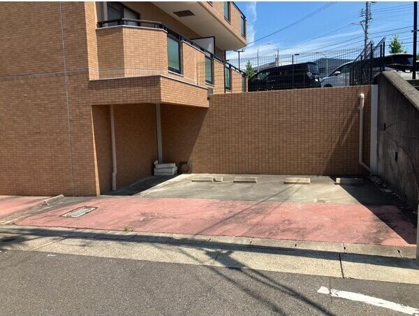 駐車場　名古屋で一番初期費用の安い賃貸専門の不動産会社です(^^)