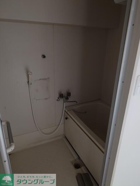 バス・シャワールーム　※同物件別部屋参考写真