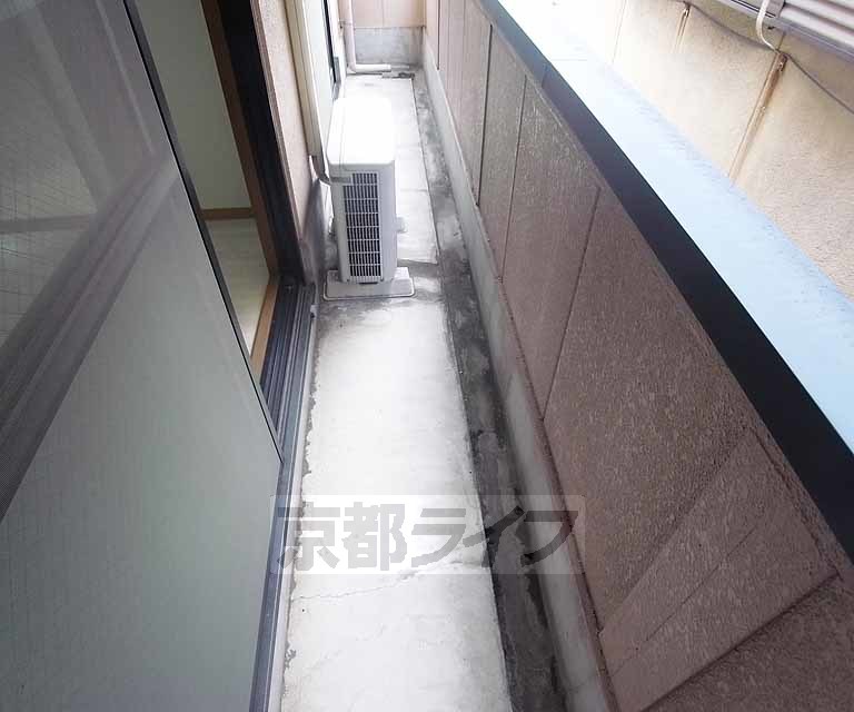 バルコニー　南向きのバルコニーです。