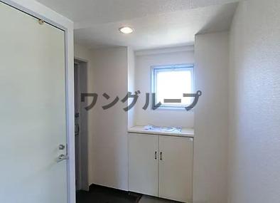 グローハイツ根岸の玄関写真