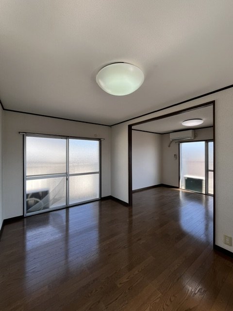 三景コーポの居間写真