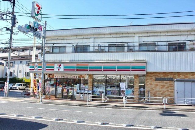 コンビニ　セブンイレブン浦安当代島店（コンビニ）まで160m