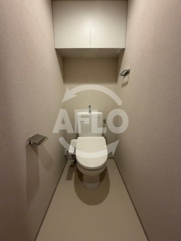 トイレ　スプランディッド本町グラン　トイレ