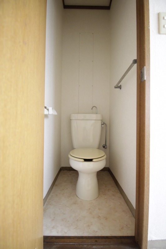 トイレ　※他部屋参考写真