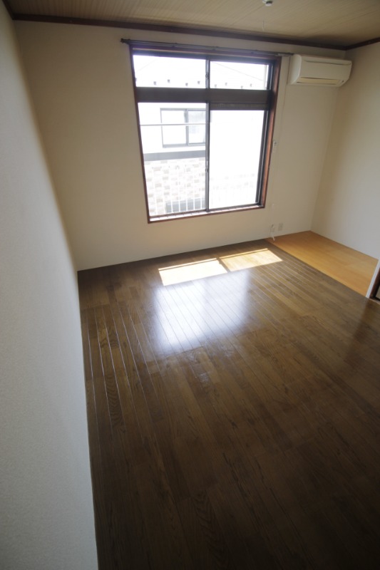 居室・リビング　※他部屋参考写真