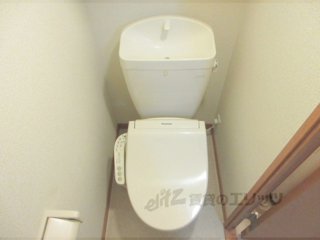 レオパレスIKARUGA23のトイレ写真