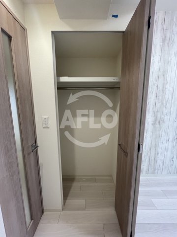 収納　プレサンス福島吉野ミナージ　クローゼット