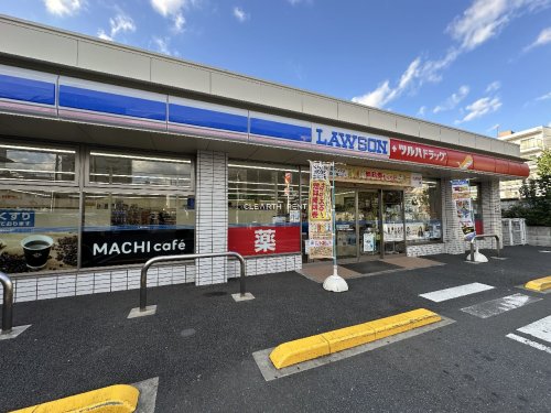 ドラックストア　ローソンツルハドラッグ 杉並和田店（ドラッグストア）まで185m