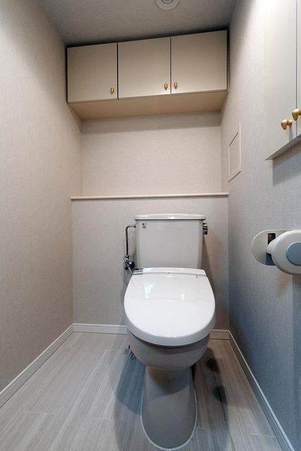 パーク・アヴェニュー神南のトイレ写真