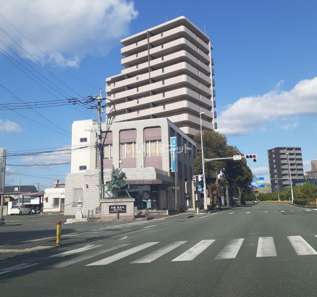 銀行　肥後銀行神水支店（銀行）まで404m