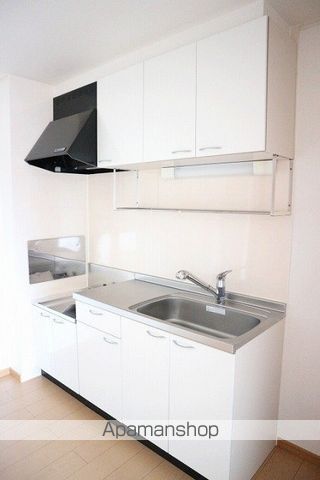 千葉都市モノレール 桜木駅 徒歩16分 2階建 築19年のキッチン写真