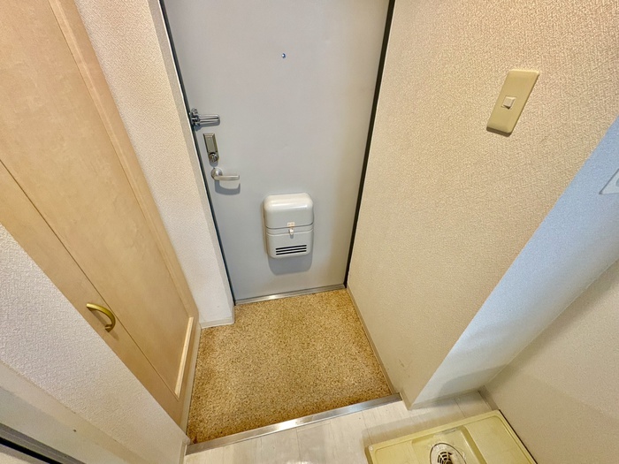 梅田エクセルハイツの玄関写真