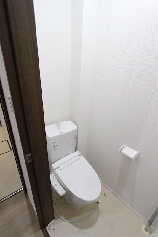 ブルーム西三輪のトイレ写真
