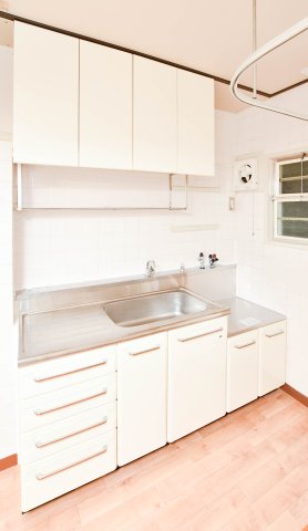 鶴山台1号棟のキッチン写真