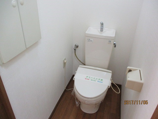 トイレ　他室参照