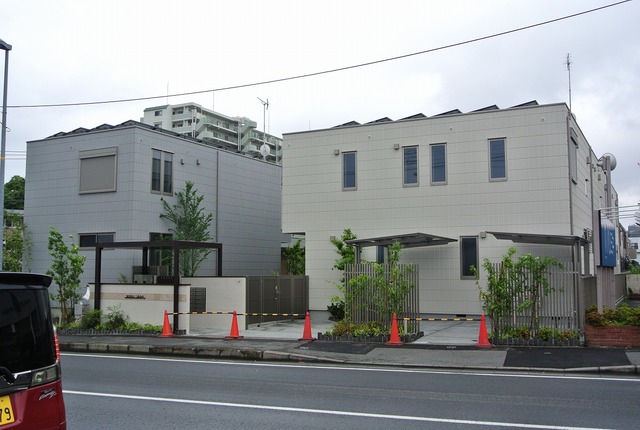 建物外観　2020年6月完成　旭化成ヘーベルメゾンの子育て共感住宅