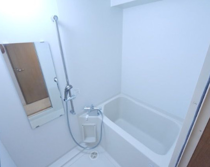 バス・シャワールーム　※同タイプ部屋の写真です