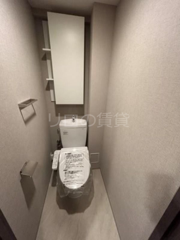 トイレ　＊同タイプ写真