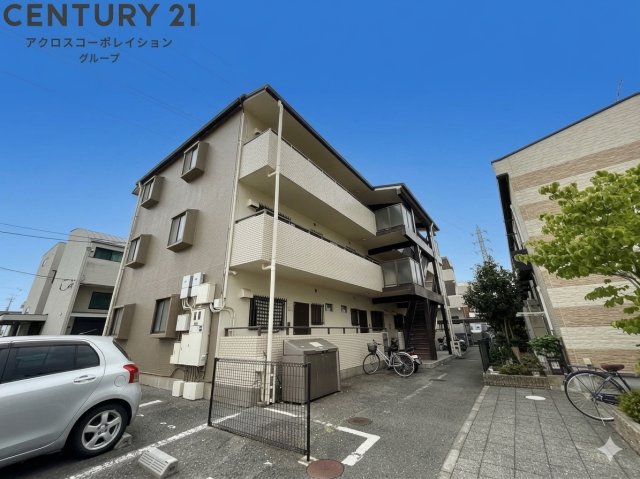 建物外観　モニター付きインターホンで安心です♪