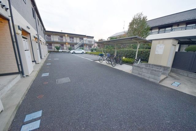 レオパレスプラシード竹丘IIの外観写真