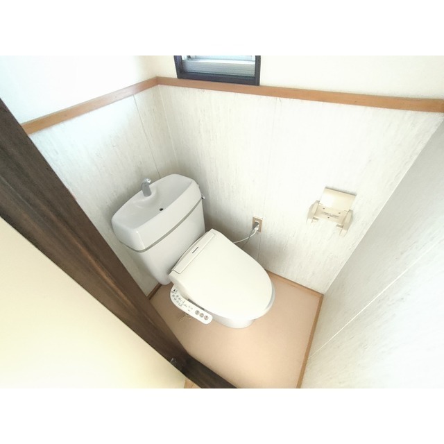 トイレ　※同型間取りの写真使用中