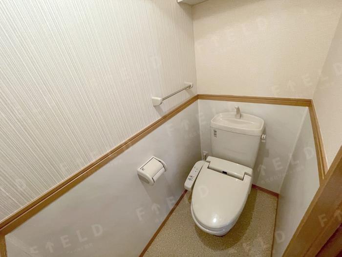 トイレ　※別部屋写真。現状優先。