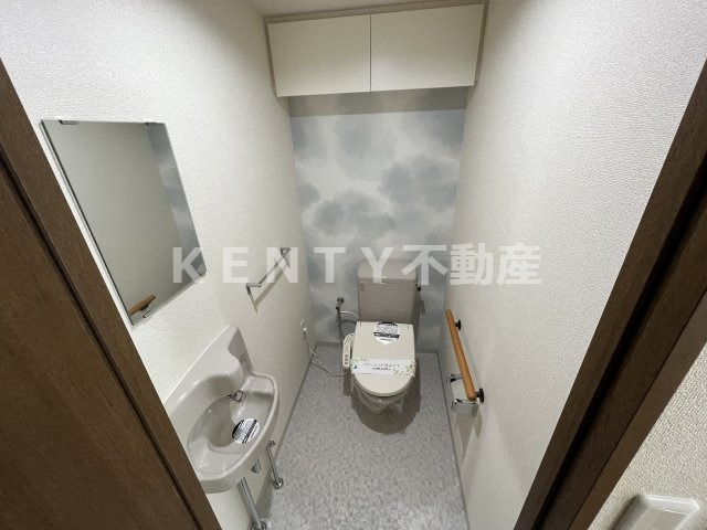 トイレ　シンプルで使いやすいトイレです