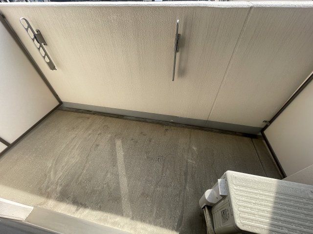 バルコニー　開放的で明るい空間を演出してくれるバルコニーです